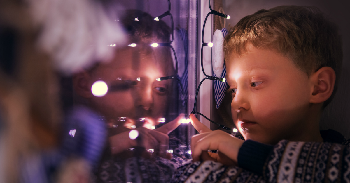 10 Tips to Enjoy the Holidays with Kids Who Have Experienced Trauma