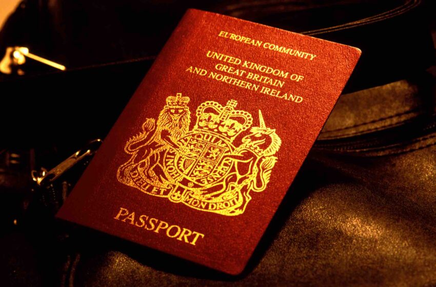 Government issues guidance to help staff seize passports of those who do not pay child maintenance