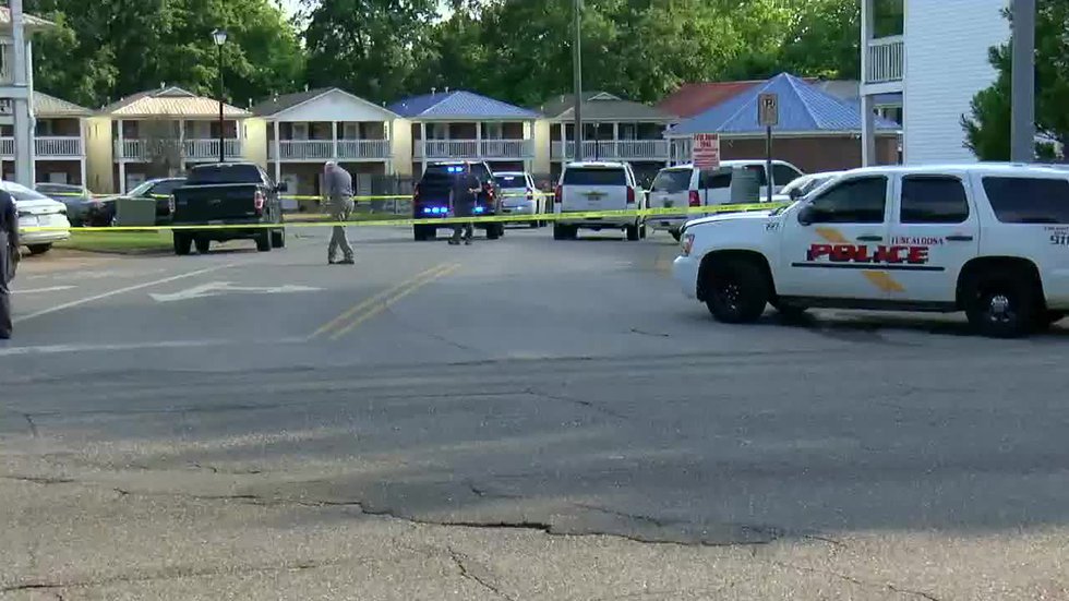 3-year-old boy struck by gunfire; 1 person in custody, search for 2nd